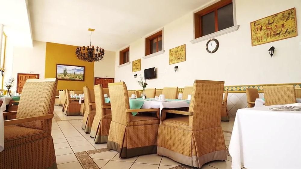 Hotel Mision Santa Maria San Quintin المظهر الخارجي الصورة